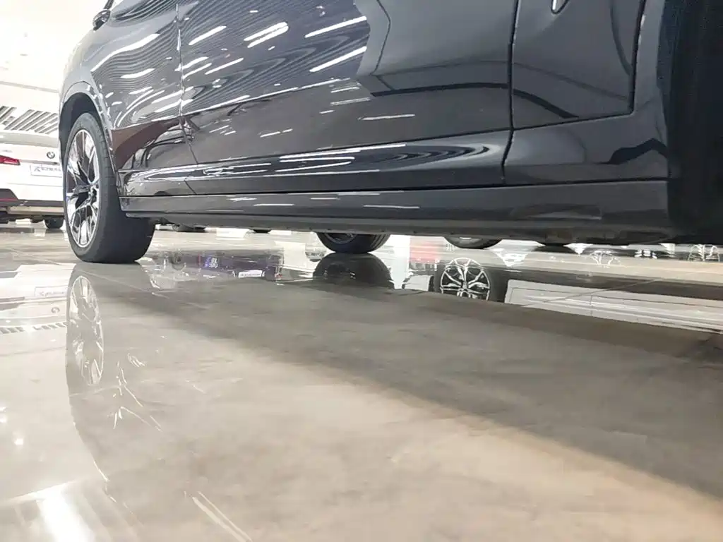 BMW iX3 2025 2024 Innovation Leader
