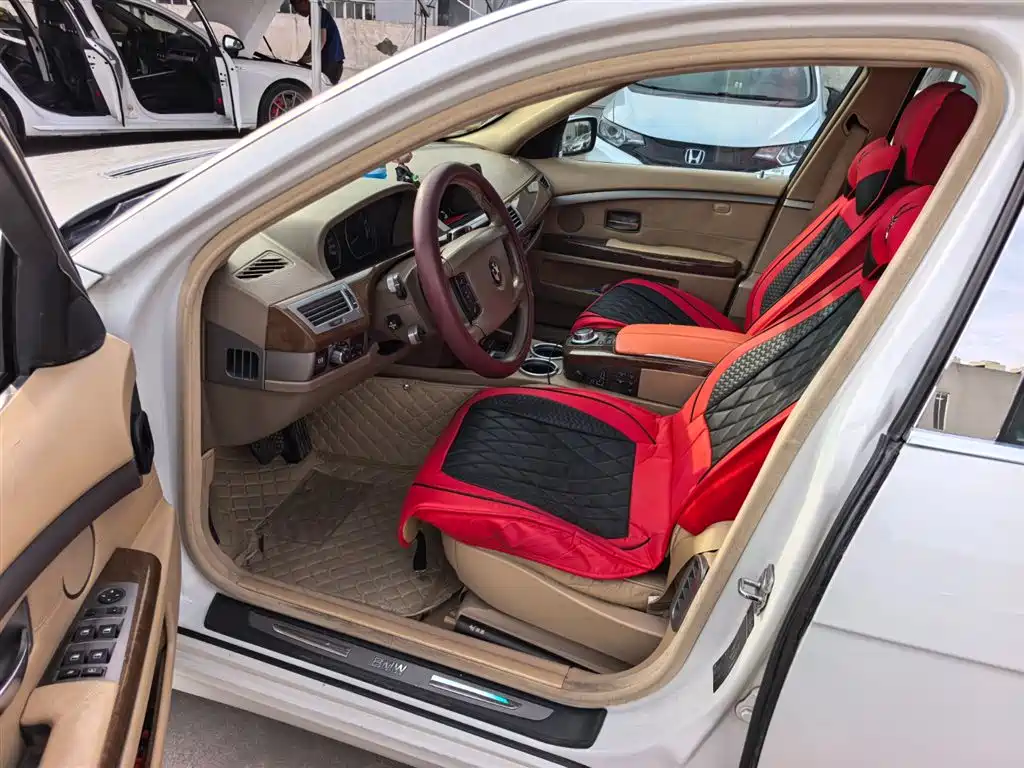 BMW 7 Series 2008 Model 730Li Leading фото 10