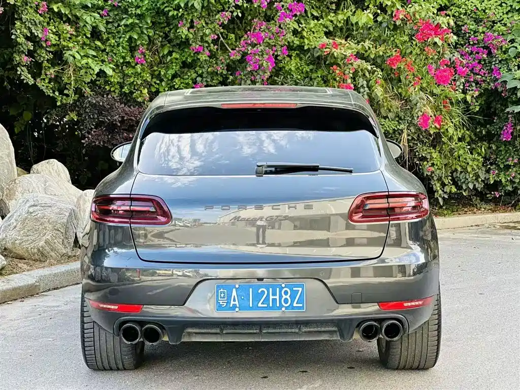 Porsche Macan 2017 Macan GTS 3.0T фото 8
