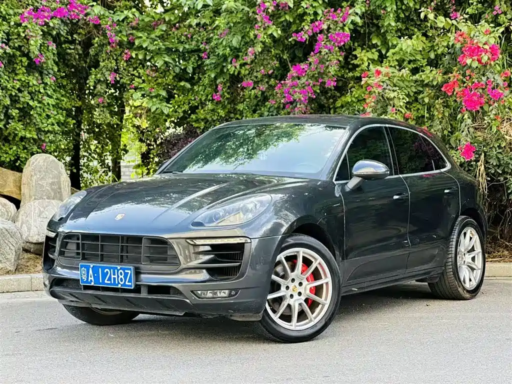 Porsche Macan 2017 Macan GTS 3.0T