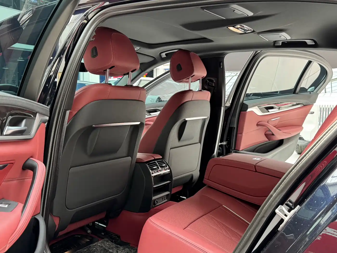 BMW 5 Series 2022 Model Second Facelift 525Li M Sport Package фото 20