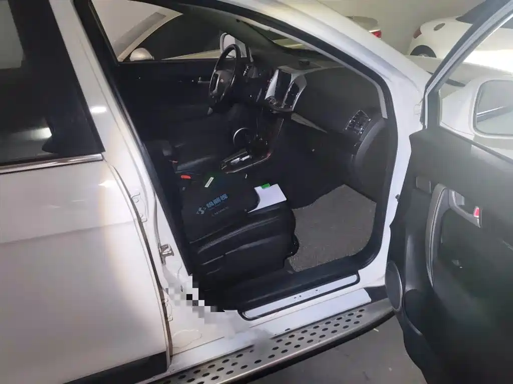 Chevrolet Captiva 2015 2.4L AWD Flagship 7-Seater фото 20