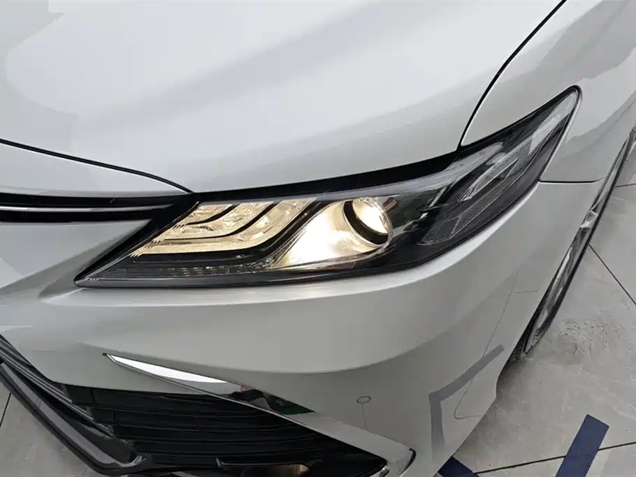 Toyota Camry 2021 2.0G Luxury Edition фото 5