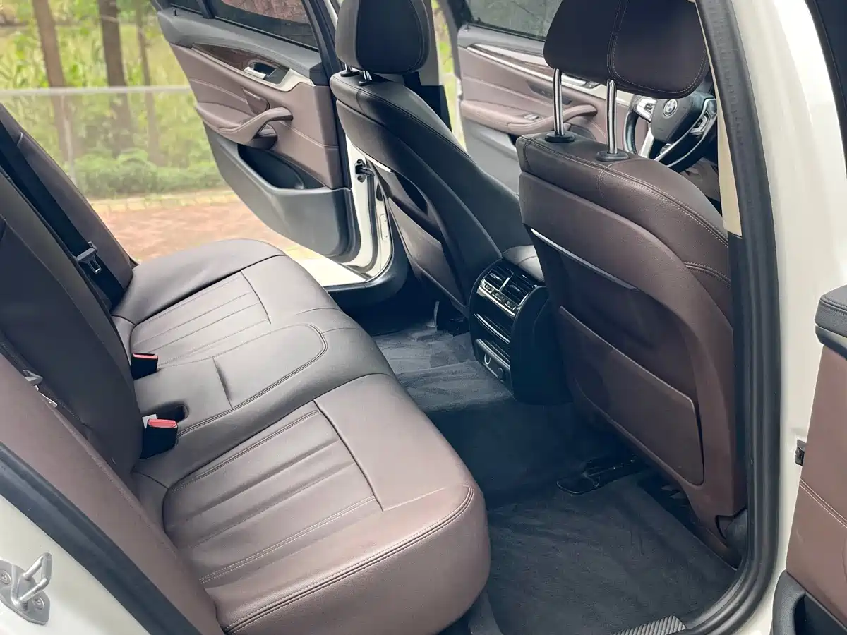 BMW 5 Series 2019 Facelift 525Li Luxury Package фото 13