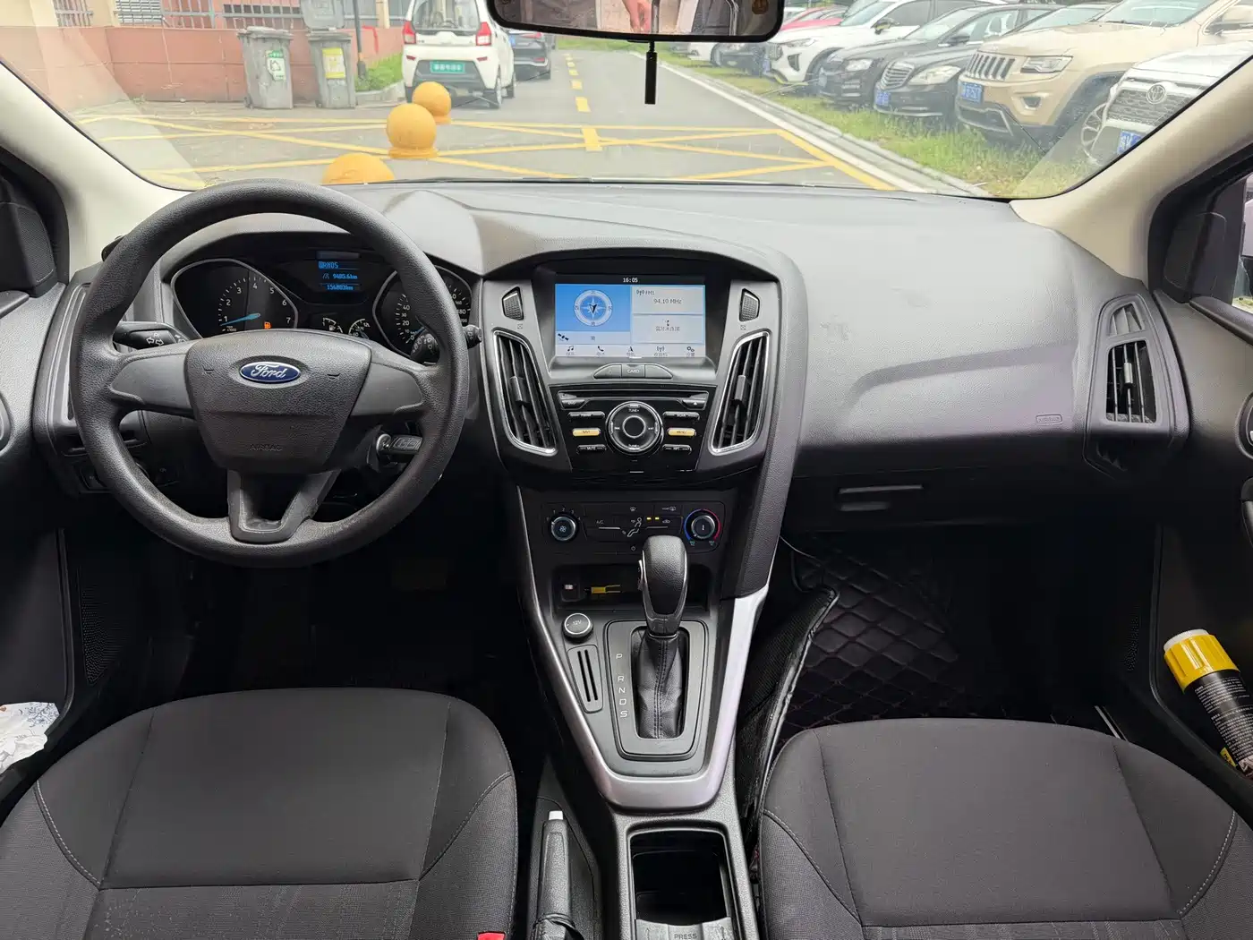 Photo 8 - Ford Focus