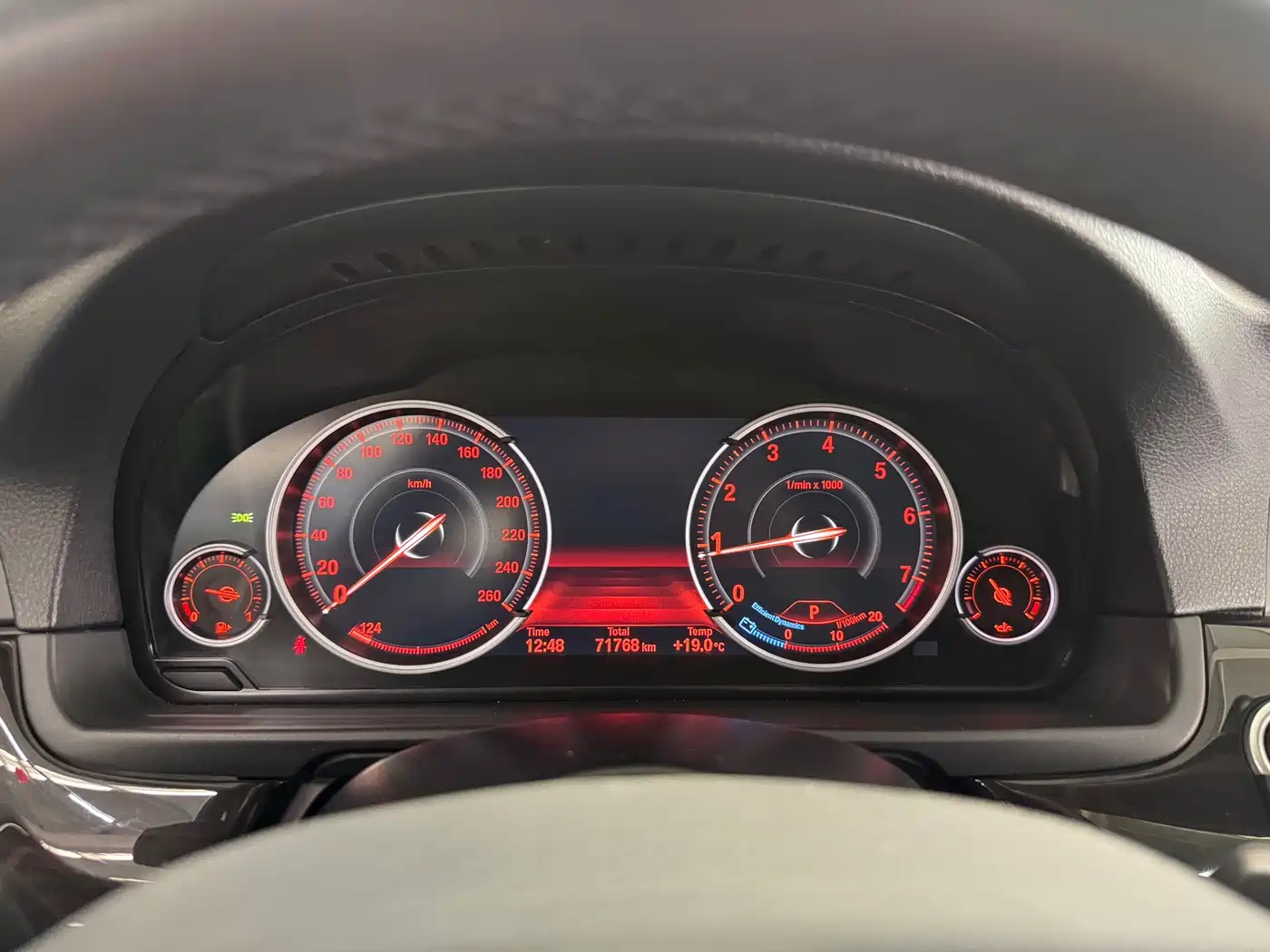 BMW 5 Series 2017 525Li Luxury Design Package фото 5