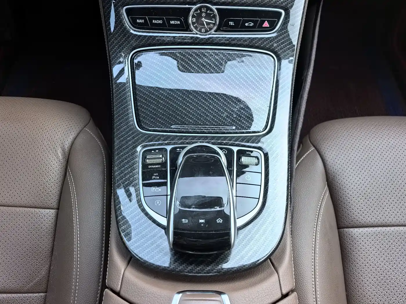 Mercedes-Benz E-Class 2016 E 300 L Sport Fashion Type фото 16