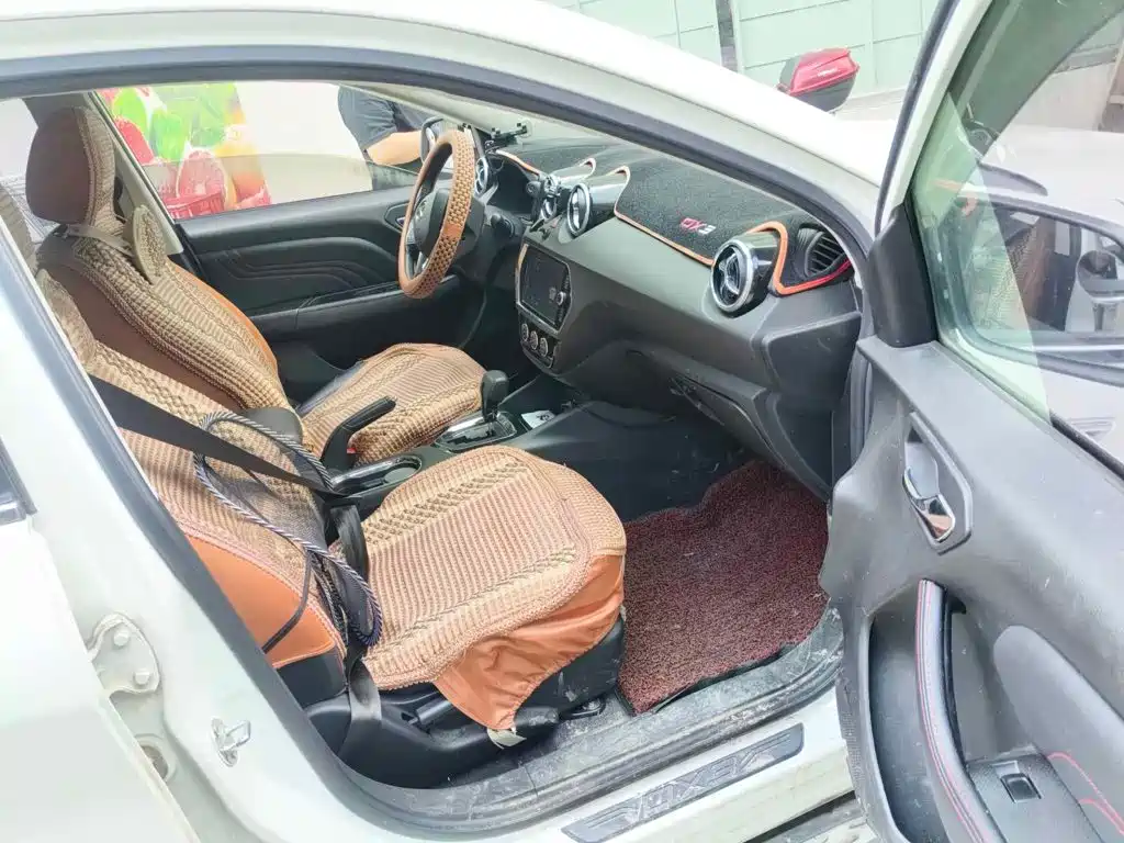 Soueast DX3 2018 2018 1.5T CVT Premium