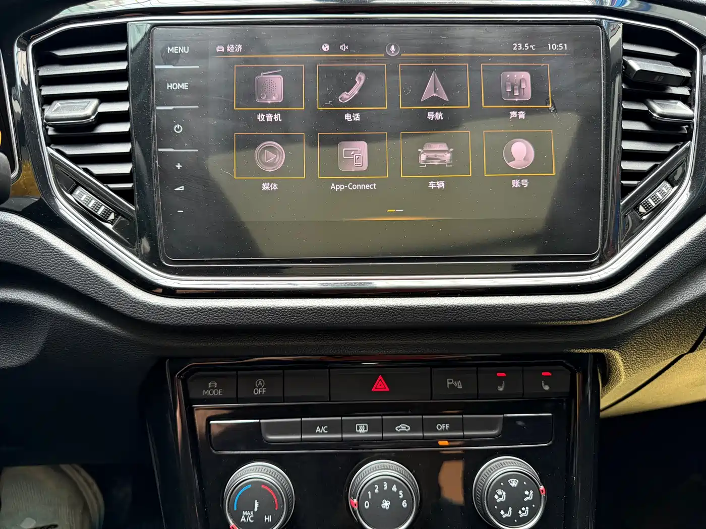 Volkswagen T-ROC 2022 280TSI DSG 2WD Comfort PLUS фото 10