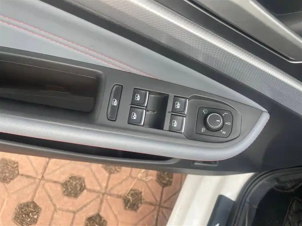 Volkswagen Lamando 2023 Lamando L 280TSI DSG Cool Edition фото 7