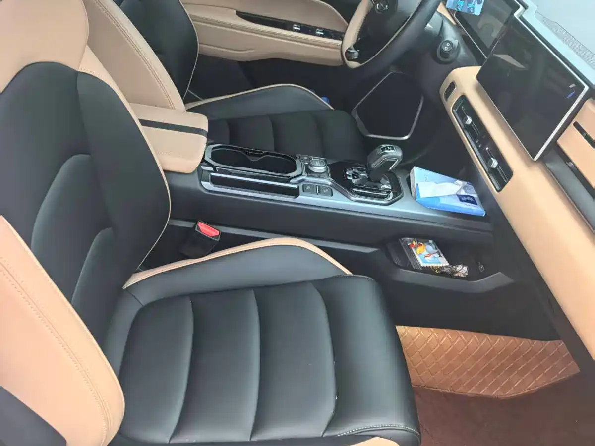 Geely ICON 2024 2023 Model 1.5TD Chocolate Deluxe Edition