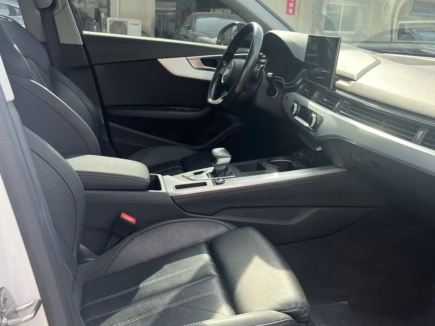 Audi A4L 2022 40 TFSI Luxury Dynamic фото 4