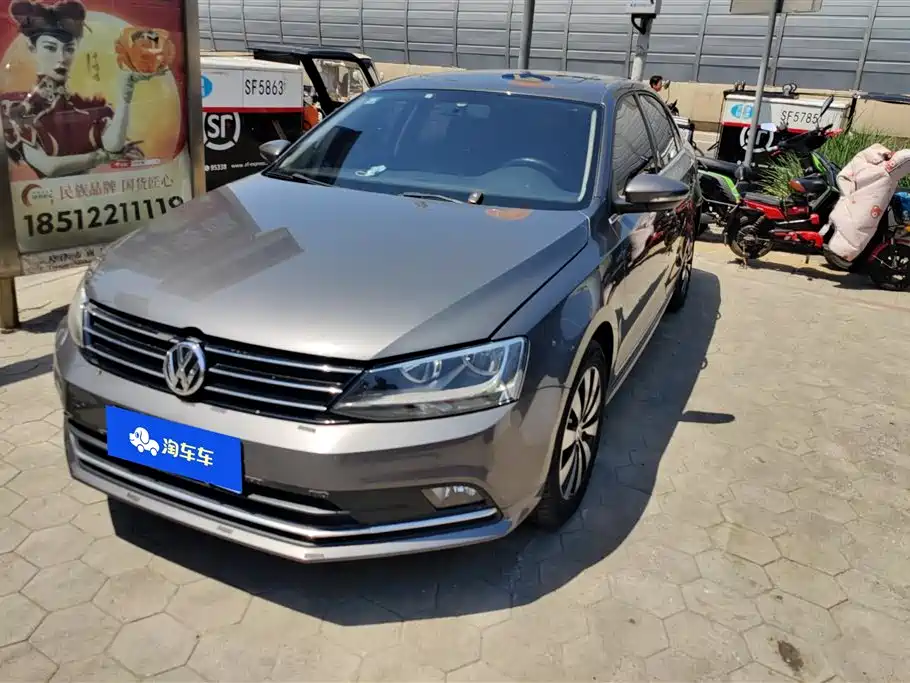 Volkswagen Sagitar 2015 1.6L Manual Comfort