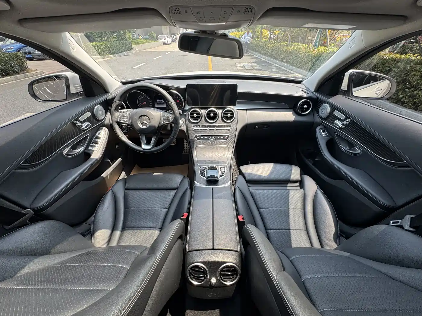 Mercedes-Benz C-Class 2016 C 200 L Sport фото 16