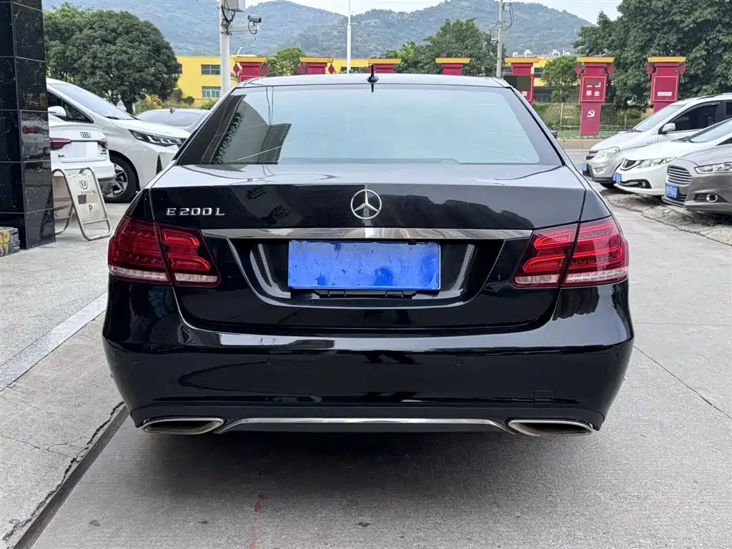 Mercedes-Benz E-Class 2015 Facelift E 200 L фото 5