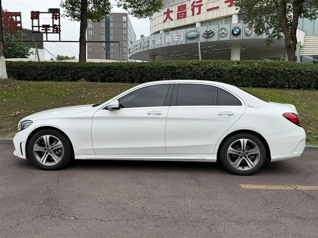 Mercedes-Benz C-Class 2019 Facelift C 260 L Sport фото 3