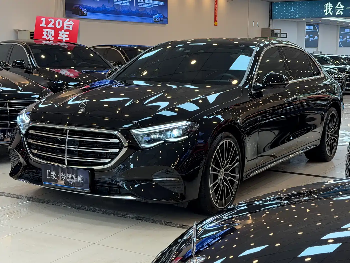 Mercedes-Benz E-Class 2024 E 300 L Premium фото 2