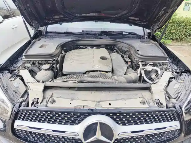 Mercedes-Benz GLC 2020 GLC 260 L 4MATIC Luxury — фото 3