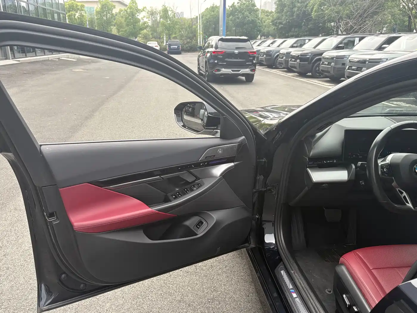 BMW 5 Series (Import) 2024 Model 525i M Sport Package фото 5