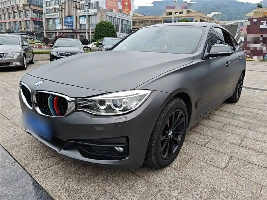 BMW 3 Series GT 2013 Model 320i Leading
