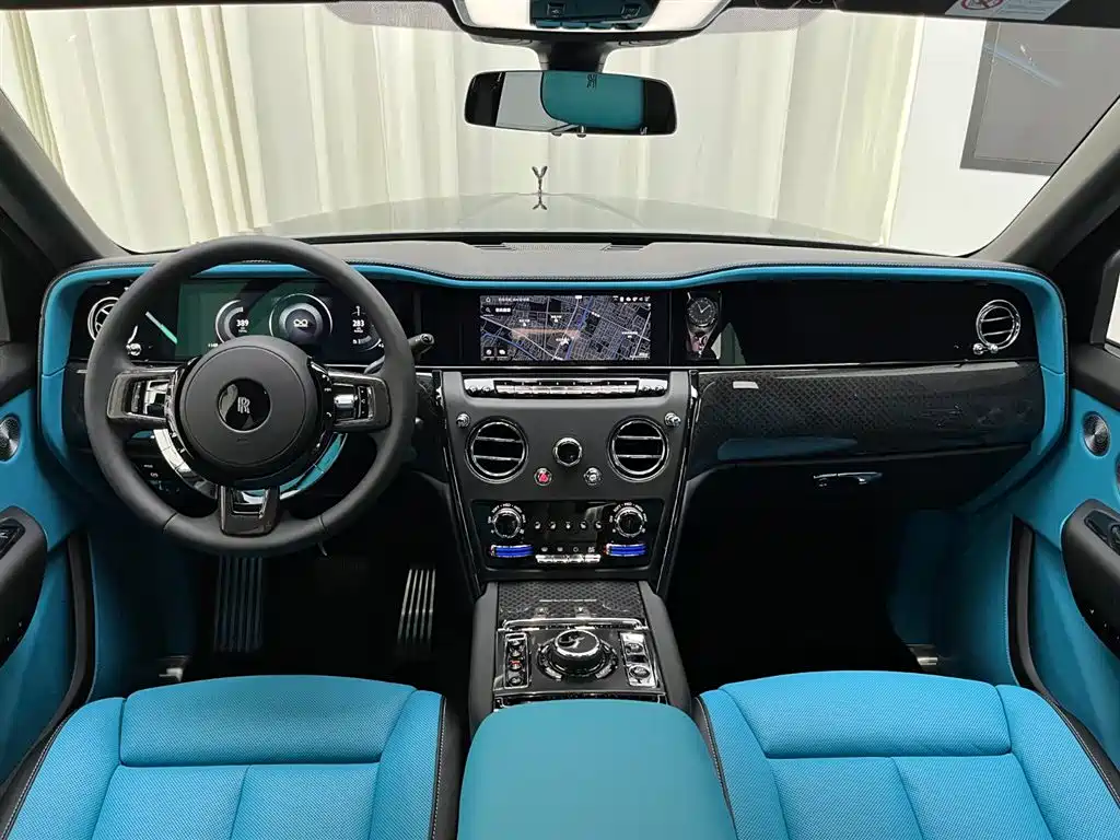 Rolls-Royce Cullinan 2026 2024 Black Badge