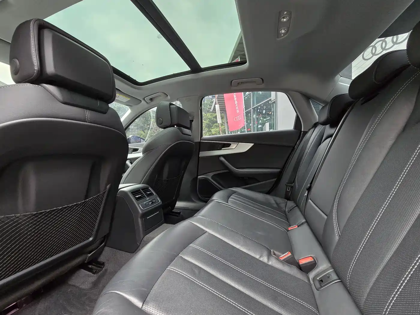 Audi A4L 2023 40 TFSI Luxury Sport фото 18