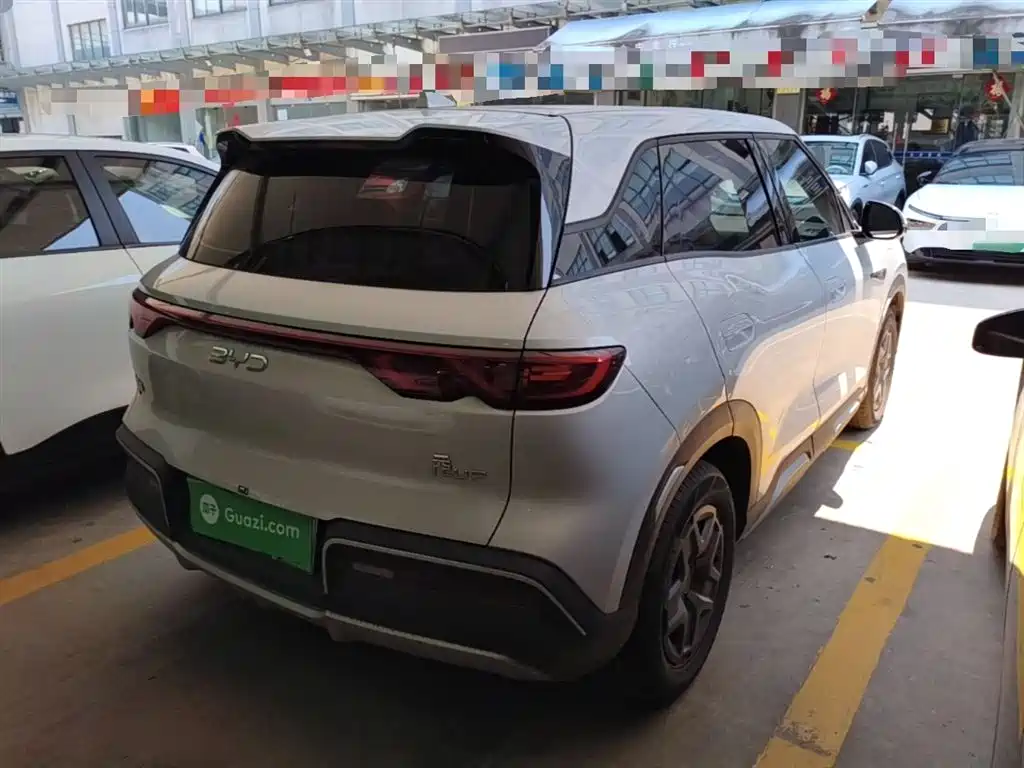 BYD Yuan UP 2024 401KM Vitality Edition фото 7