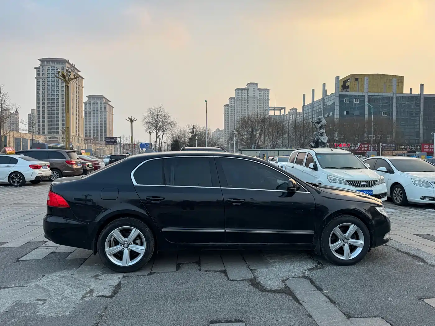 Škoda Superb 2012 1.4TSI DSG Elegance Edition фото 11