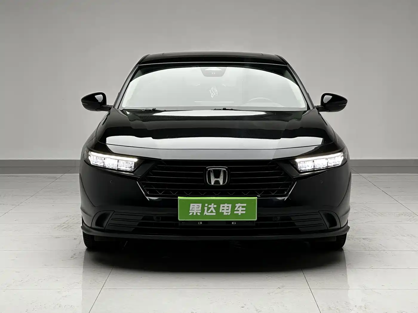 Фото 2 - Honda Accord