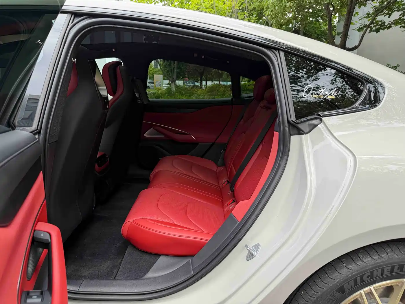 Xiaomi Auto Xiaomi SU7 2024 RWD Ultra Long Range Advanced Smart Driving Pro Edition фото 13