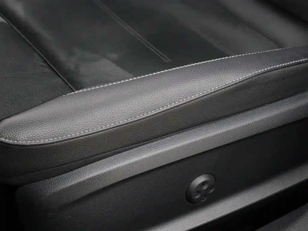 Mercedes-Benz A-Class 2021 A 200 L Sport Sedan Fashion Edition фото 4