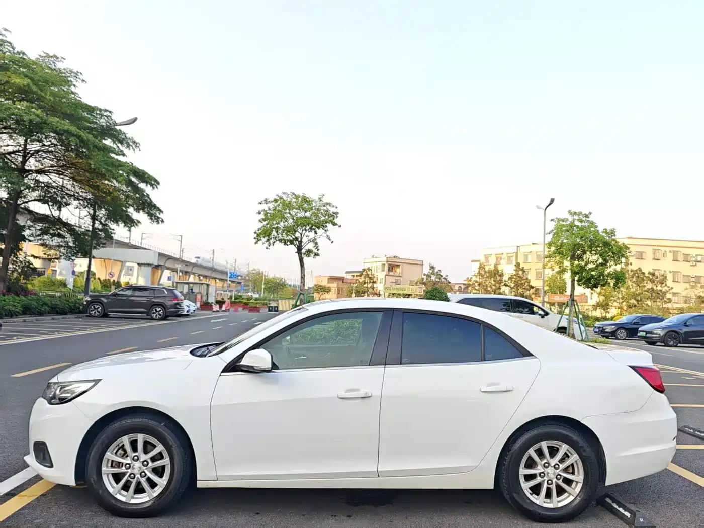 Chevrolet Malibu 2017 1.5T Automatic Comfort Edition фото 4