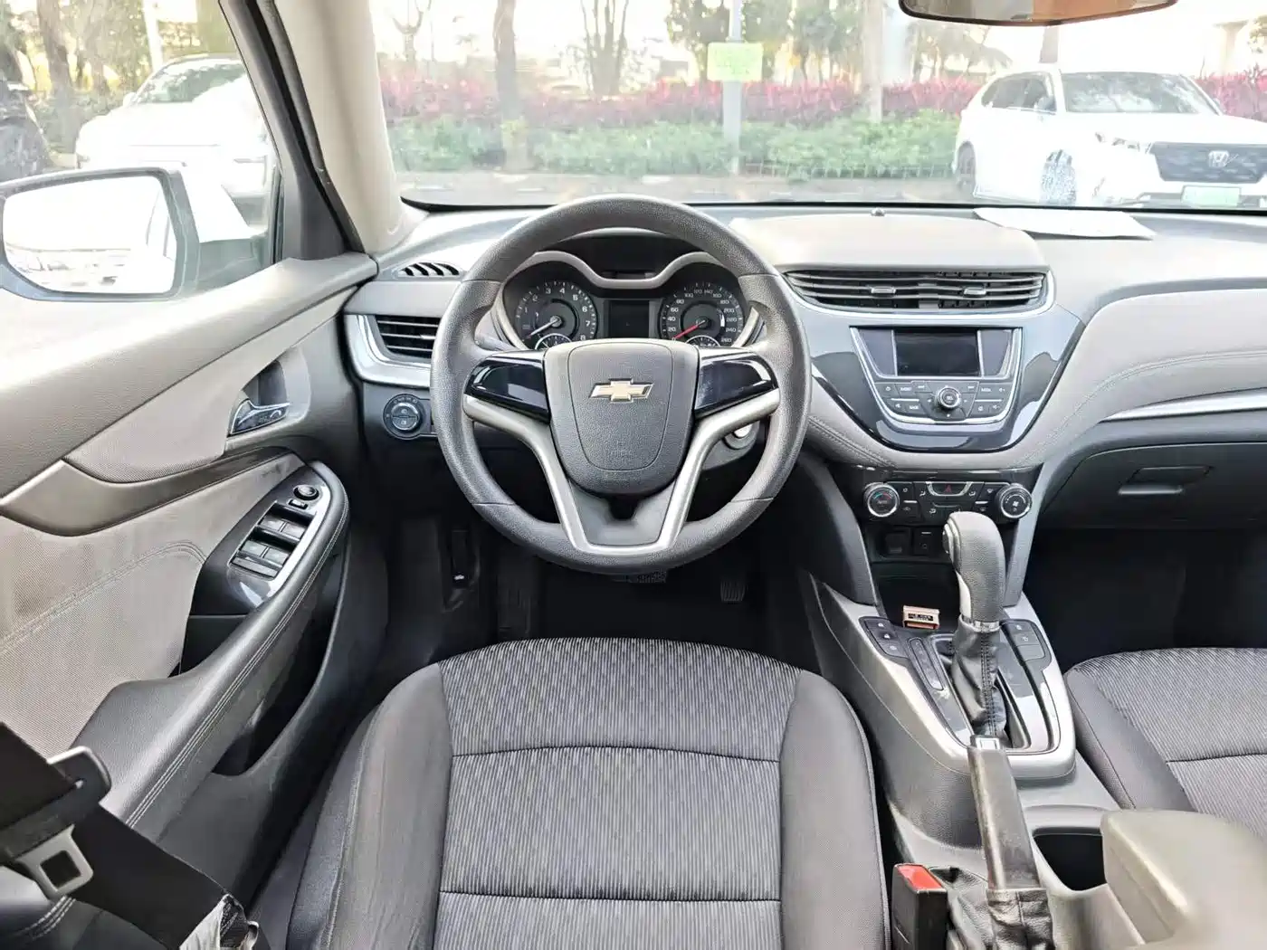 Chevrolet Malibu 2017 1.5T Automatic Comfort Edition фото 9
