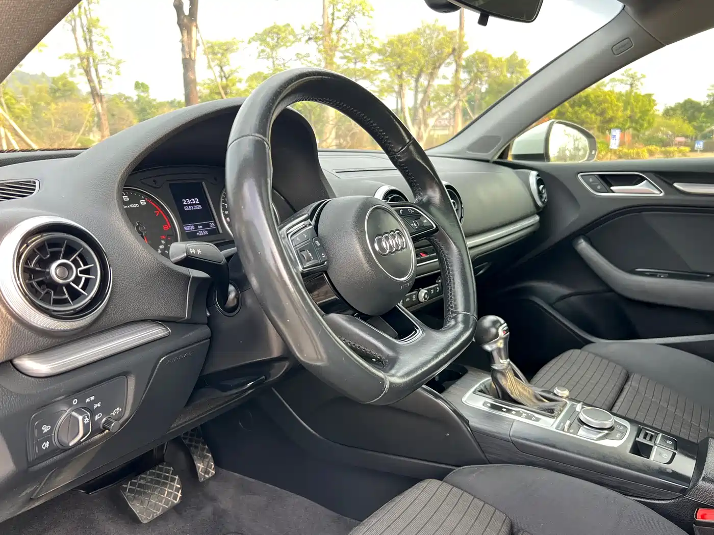 Audi A3 2018 30th Anniversary Limousine 35 TFSI Sport фото 16