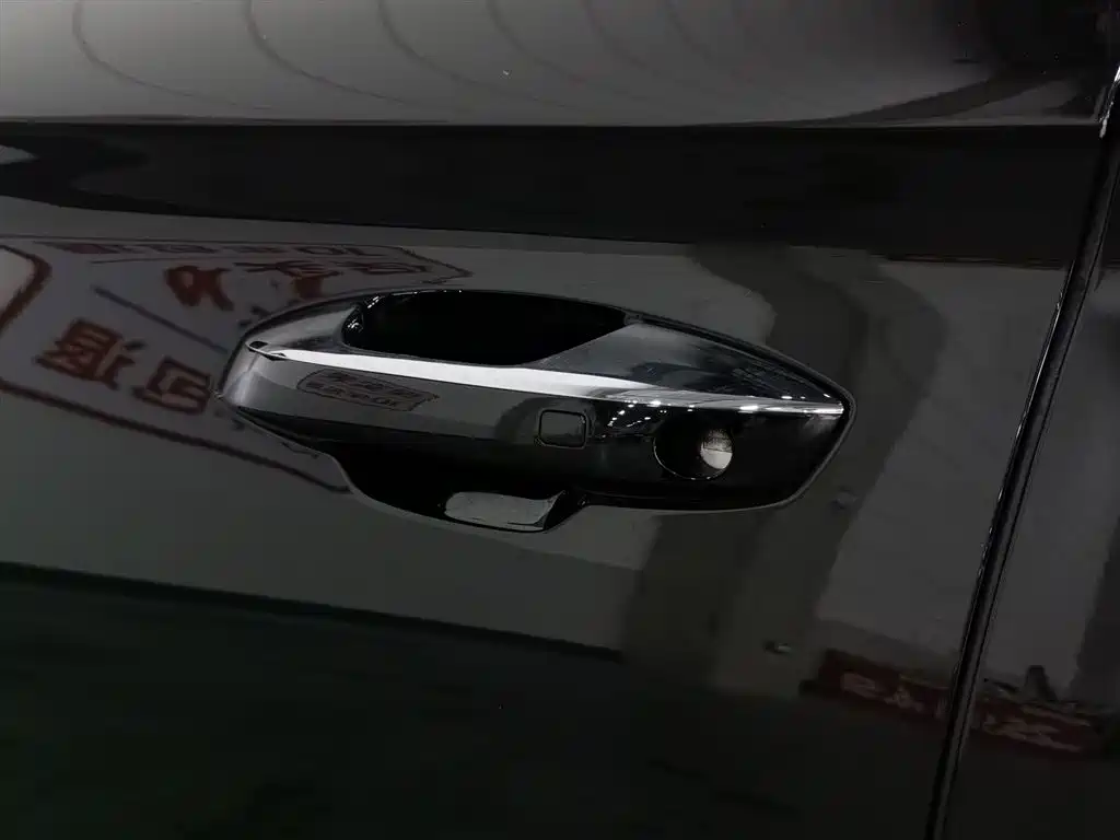 BYD Song PLUS PHEV 2021 DM-i 110KM Flagship PLUS фото 18
