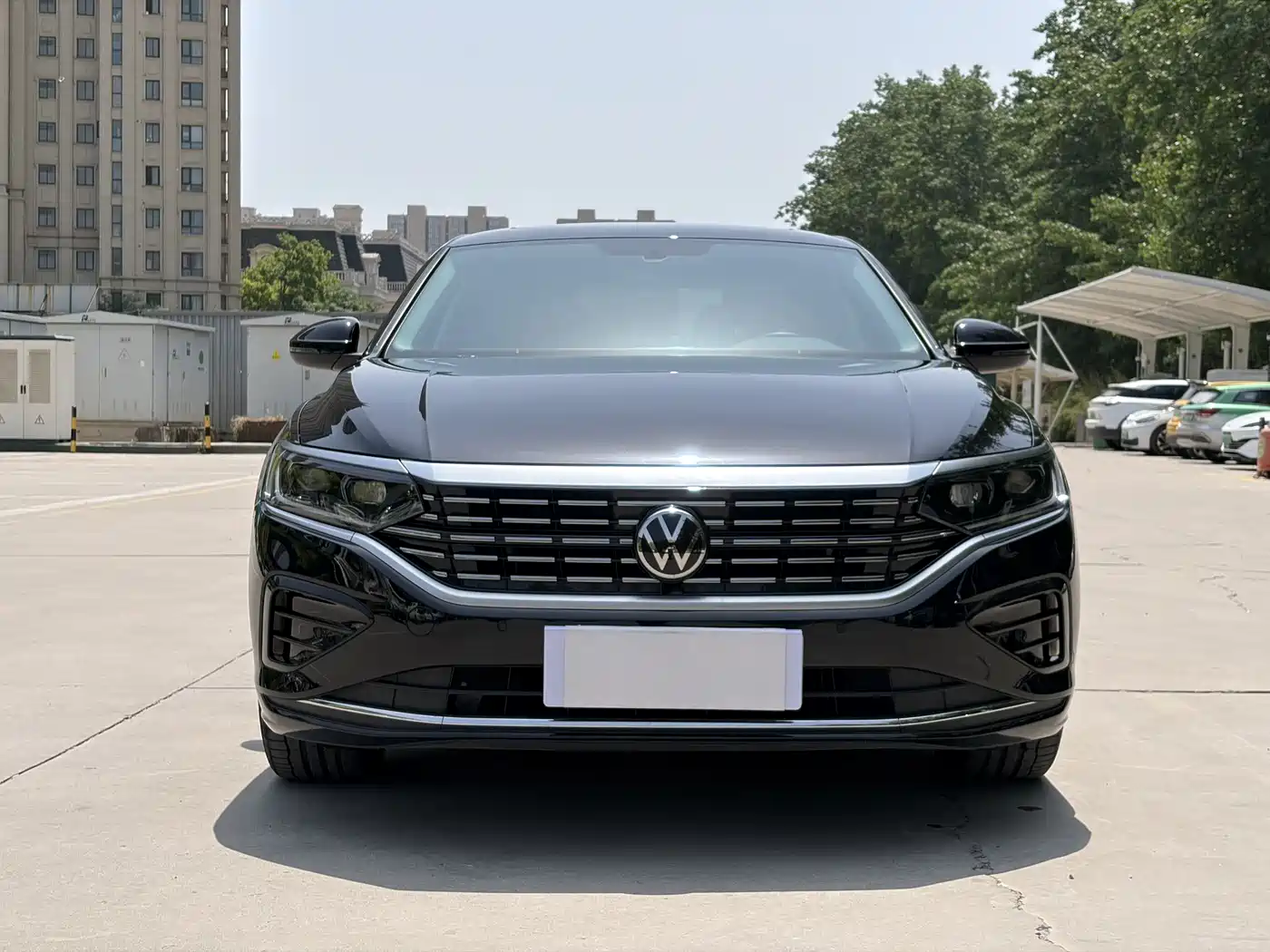 Volkswagen Passat 2024 380TSI Dragon Soaring Edition фото 2