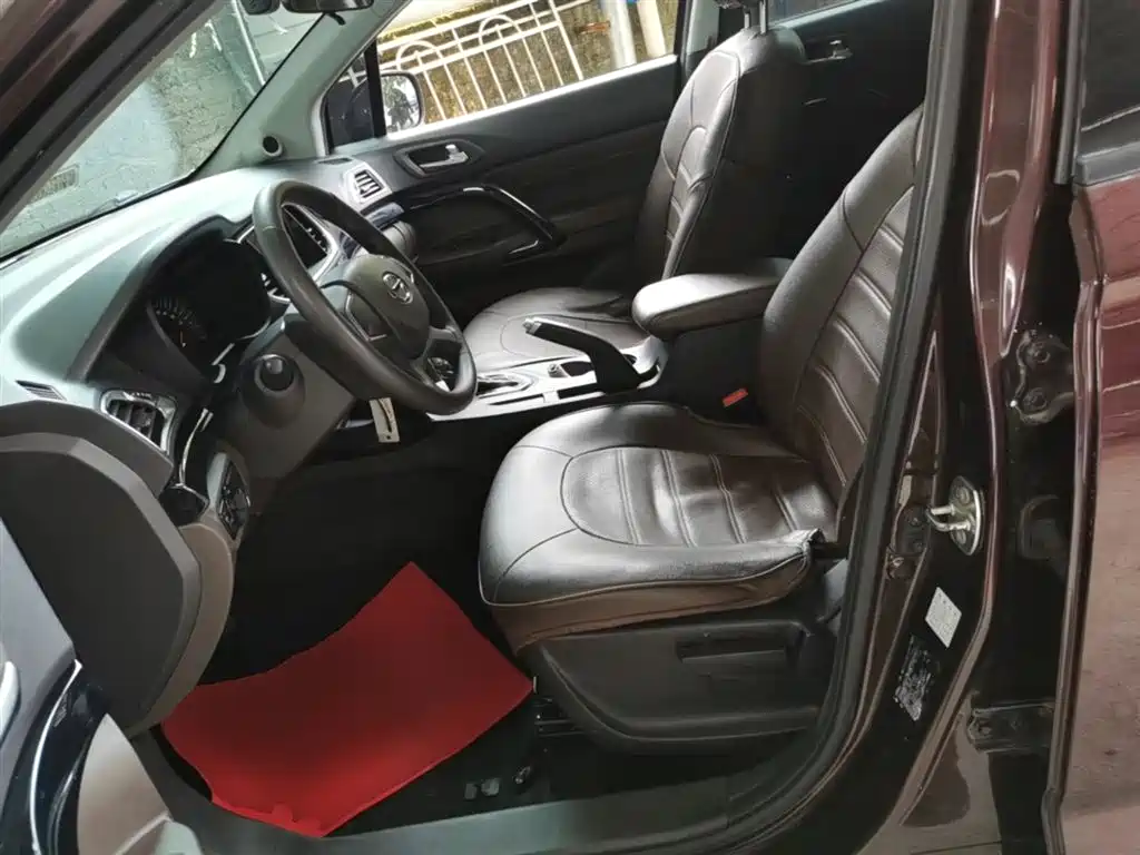 GAC Trumpchi Trumpchi GS4 2015 200T G-DCT Comfort Edition фото 15