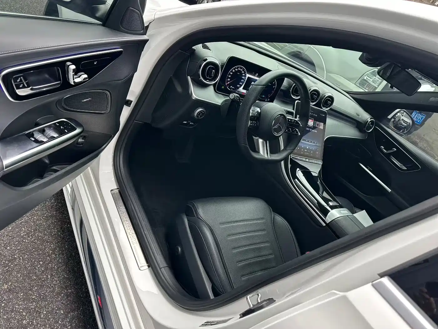 Mercedes-Benz C-Class 2023 C 200 L Sport фото 5