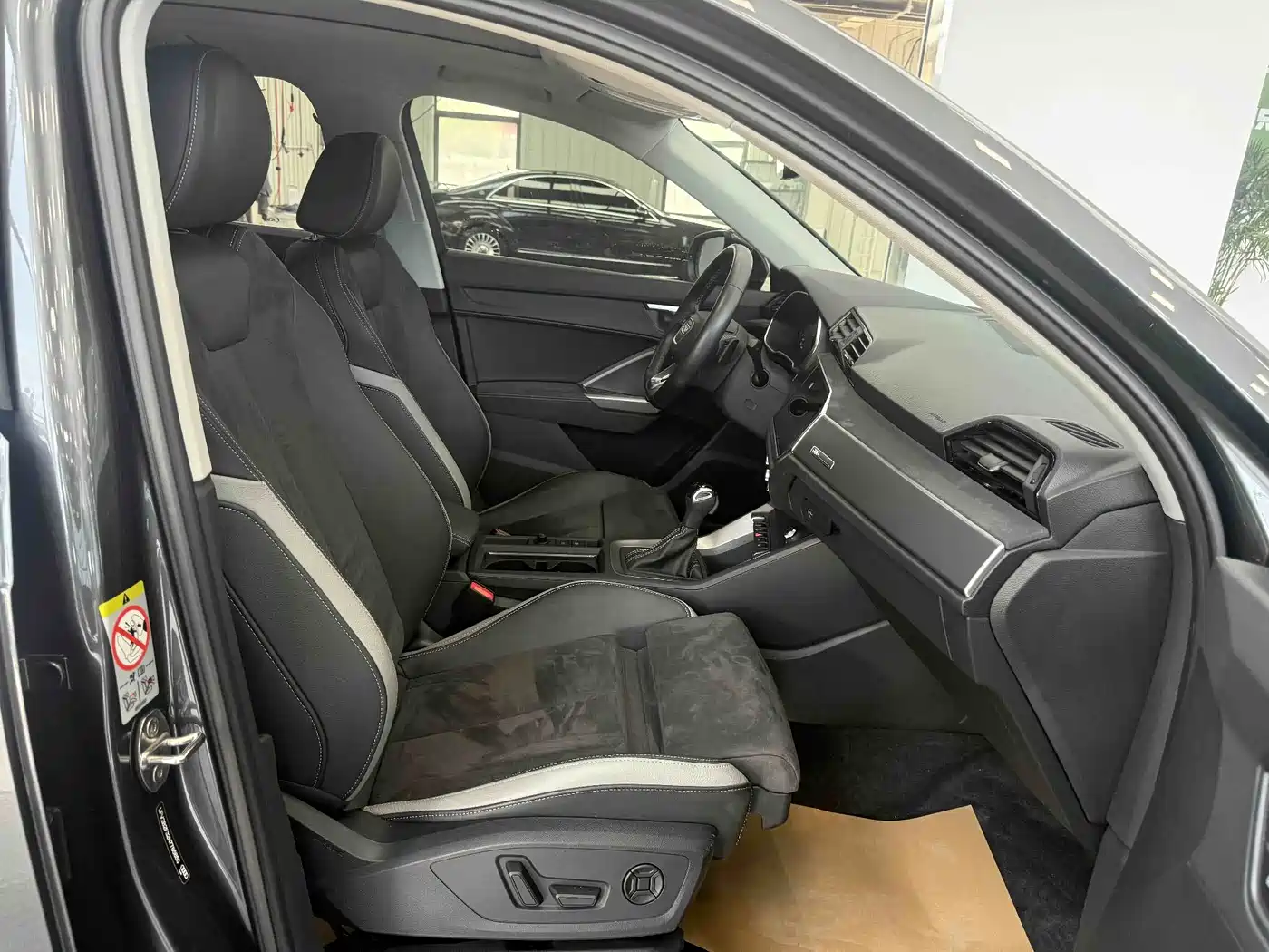 Audi Q3 2023 35 TFSI Fashion Dynamic (1.4T) фото 11
