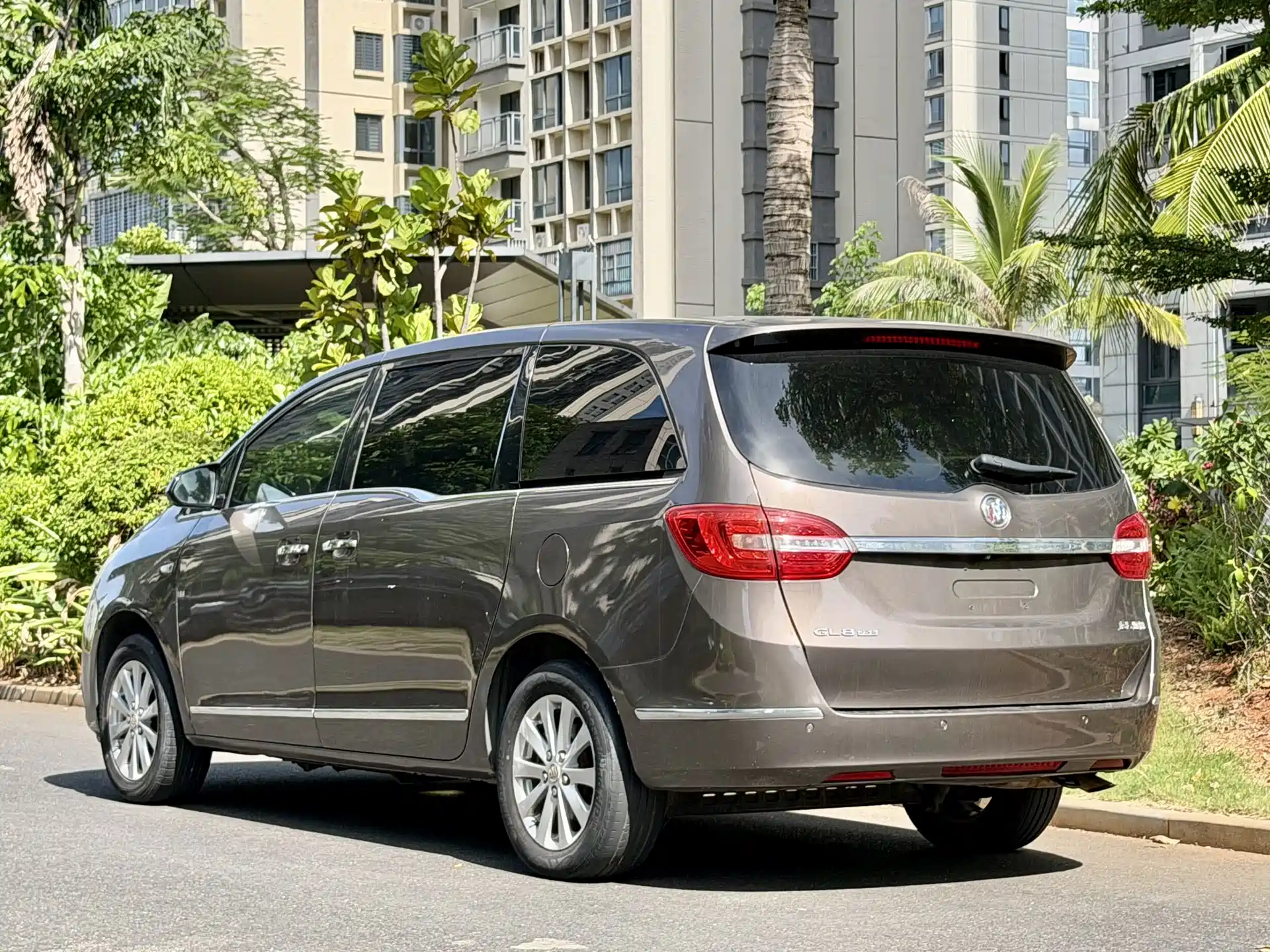 Фото 7 - Buick GL8