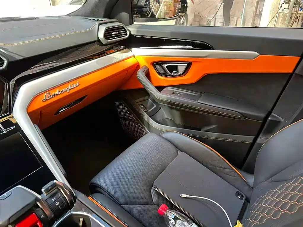 Lamborghini Urus 2024 2023 4.0T V8 S
