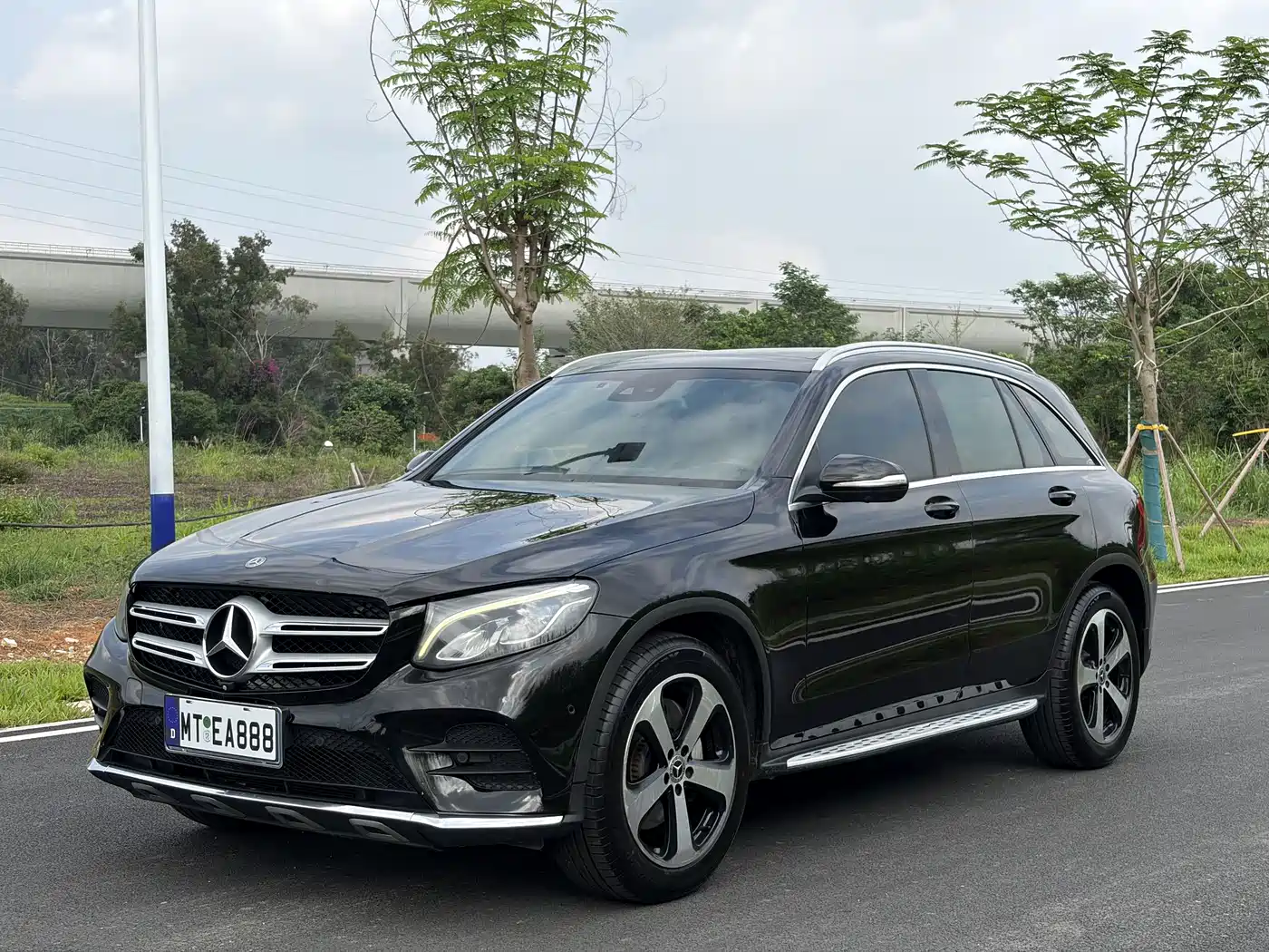 Mercedes-Benz GLC 2018 GLC 260 4MATIC Luxury