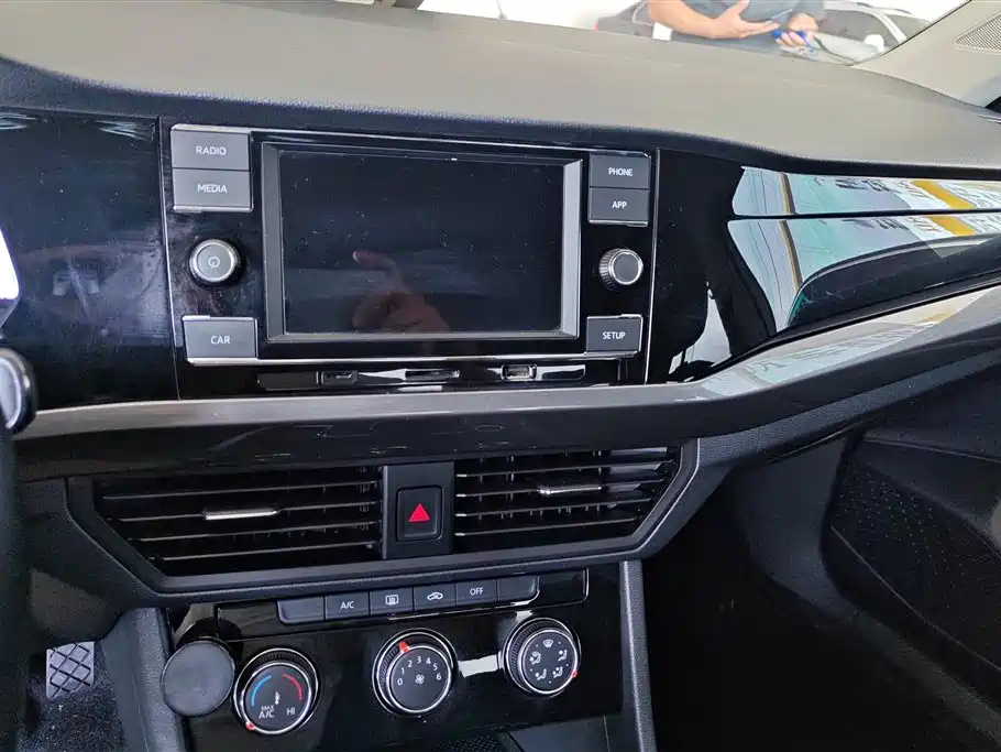 Volkswagen Bora 2020 1.5L Automatic Comfort фото 13