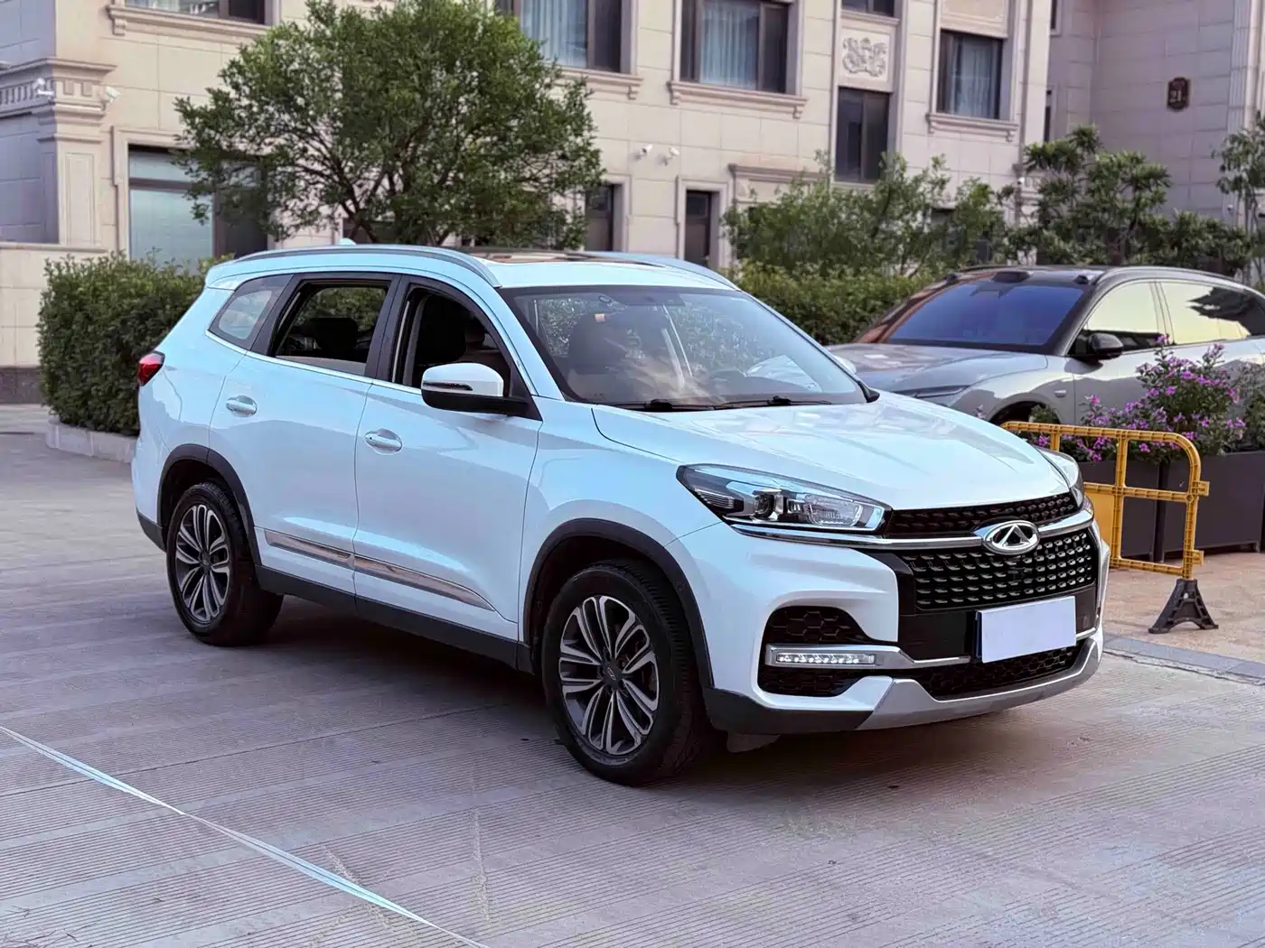 Фото 3 - Chery Tiggo 8