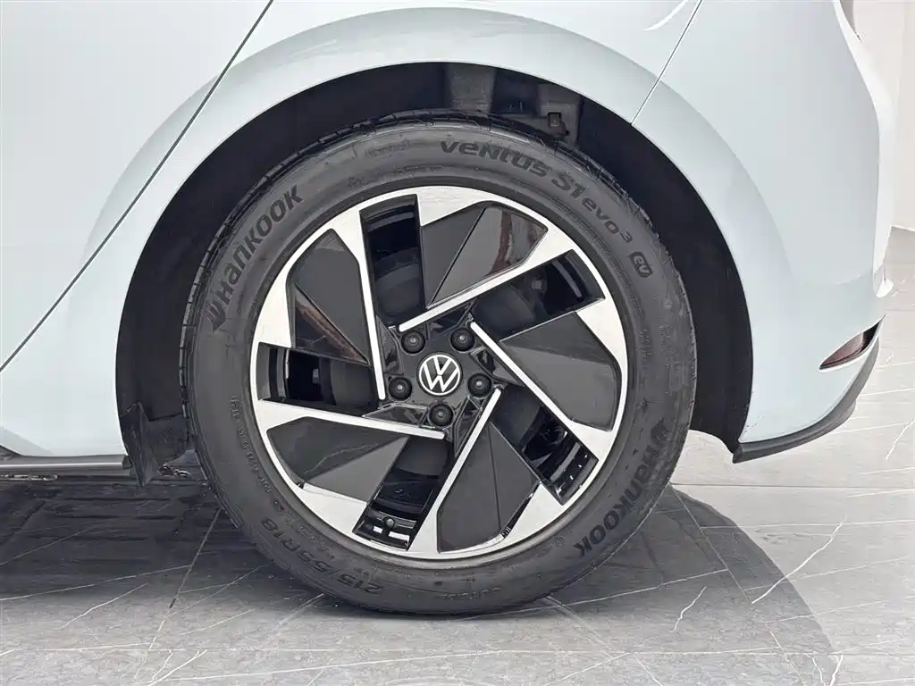 Volkswagen ID.3 2023 Upgraded Pure Intelligence Edition фото 23