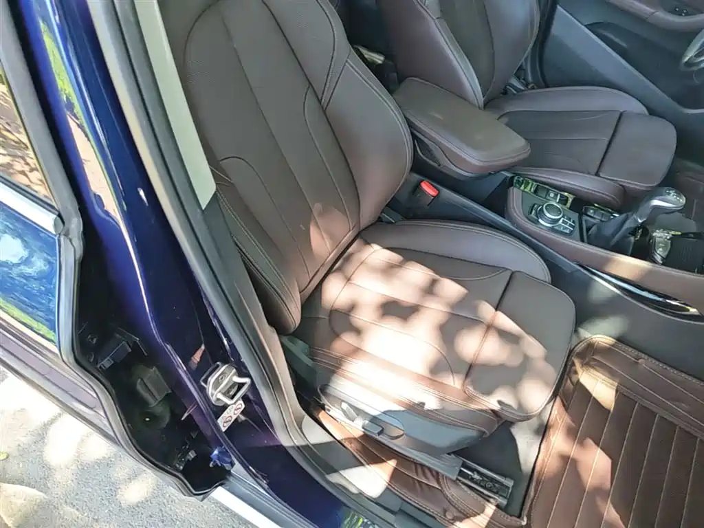 BMW X1 2019 xDrive20Li Premium Model фото 25