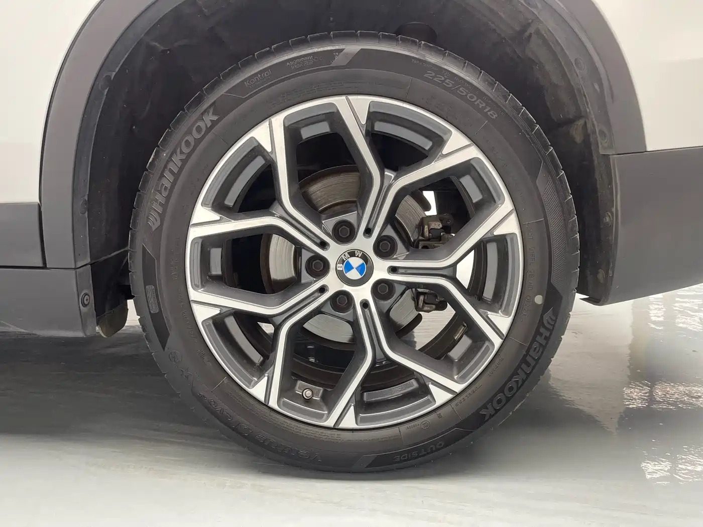 BMW X1 2021 sDrive25Li Leading фото 19