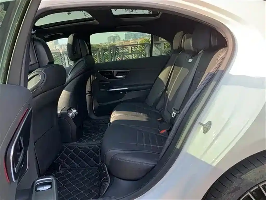 Mercedes-Benz C-Class 2022 Facelift C 260 L Sport фото 10