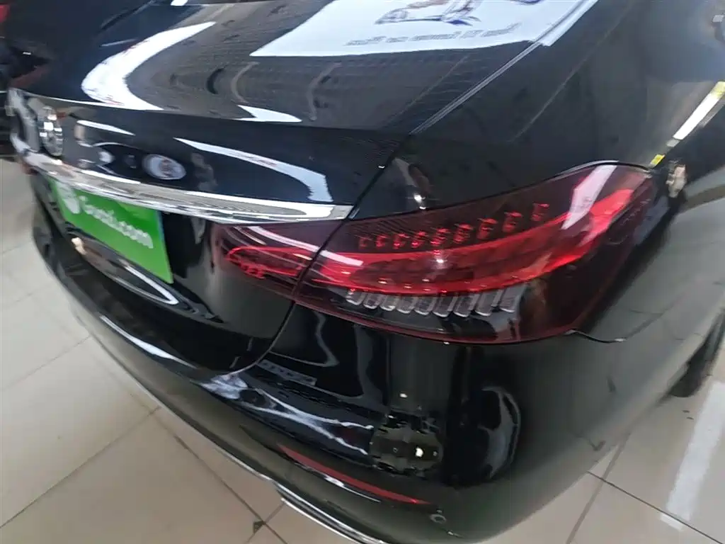 Mercedes-Benz E-Class 2023 E 300 L Fashion фото 8