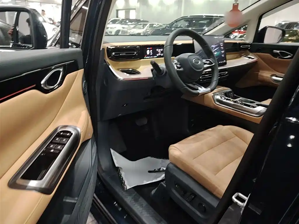 GAC Trumpchi Trumpchi E8 NEV 2024 Model 150km MAX фото 16